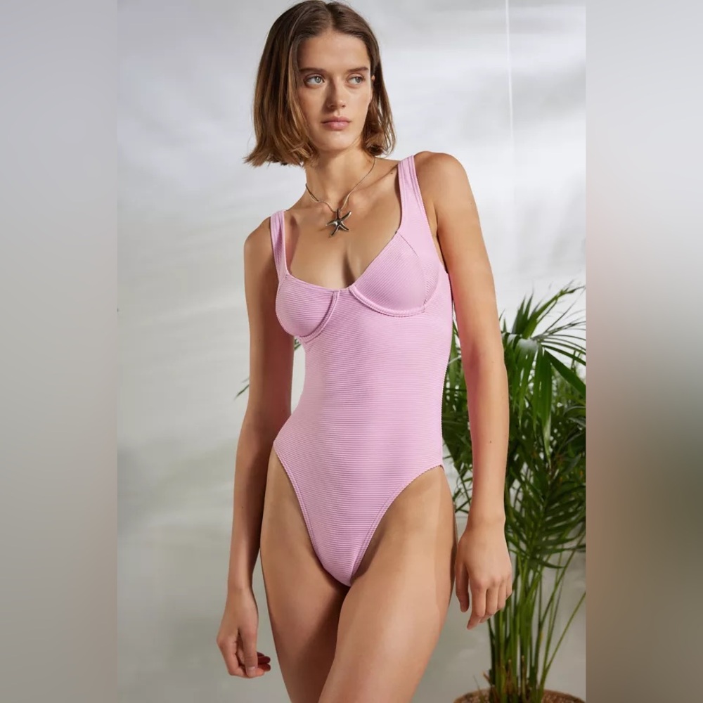 Billabong Tanlines Emma Underwire One-Piece Swimsuit